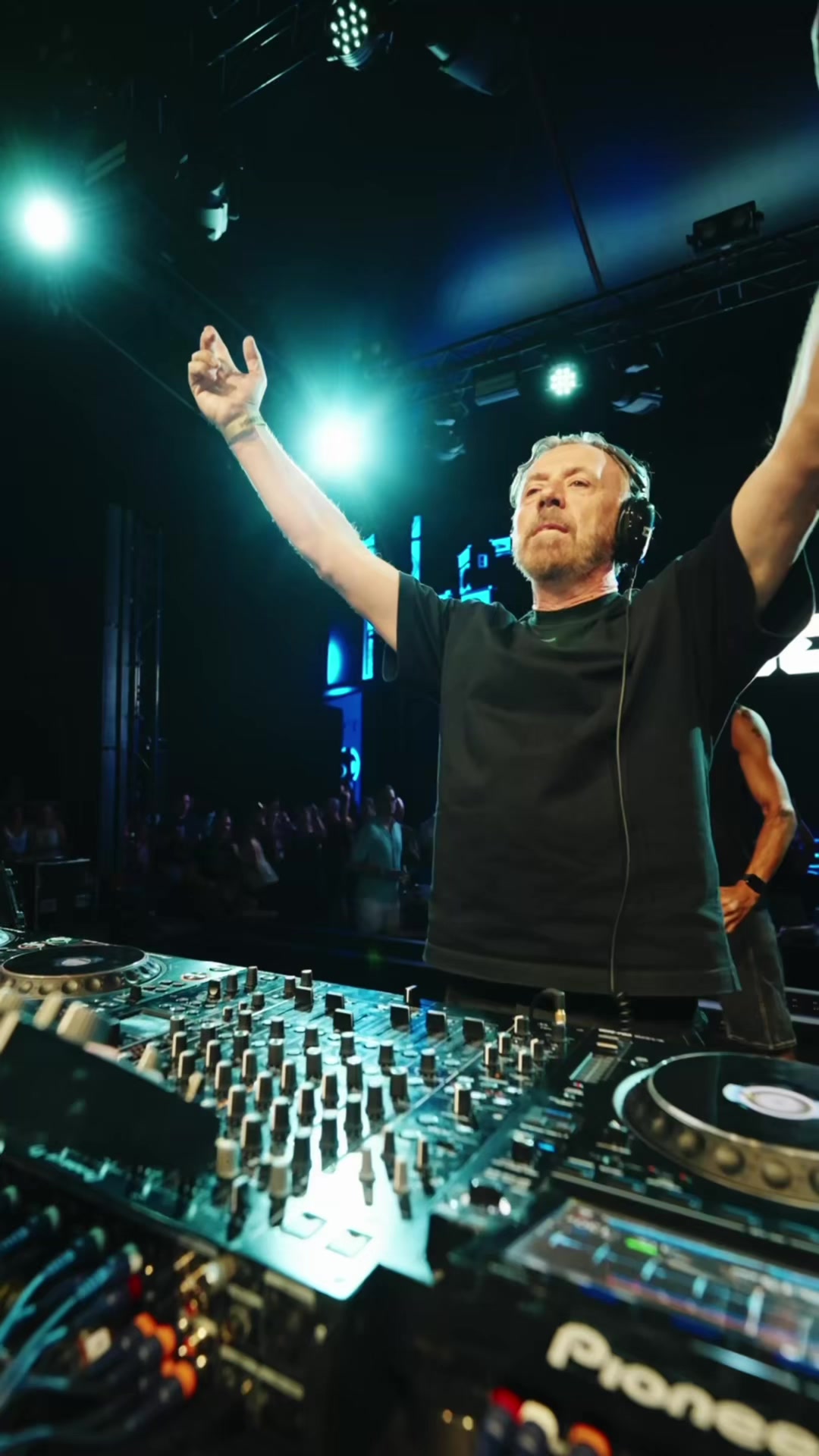 @ELECTRONIC DANCE MUSIC