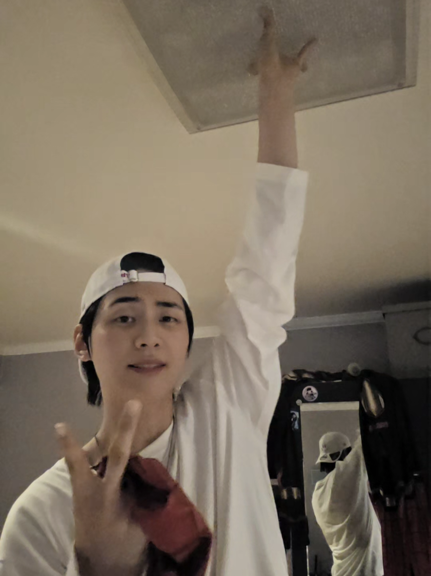 @LEE JIN HYUK 이진혁