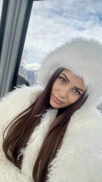 @_elvira_t