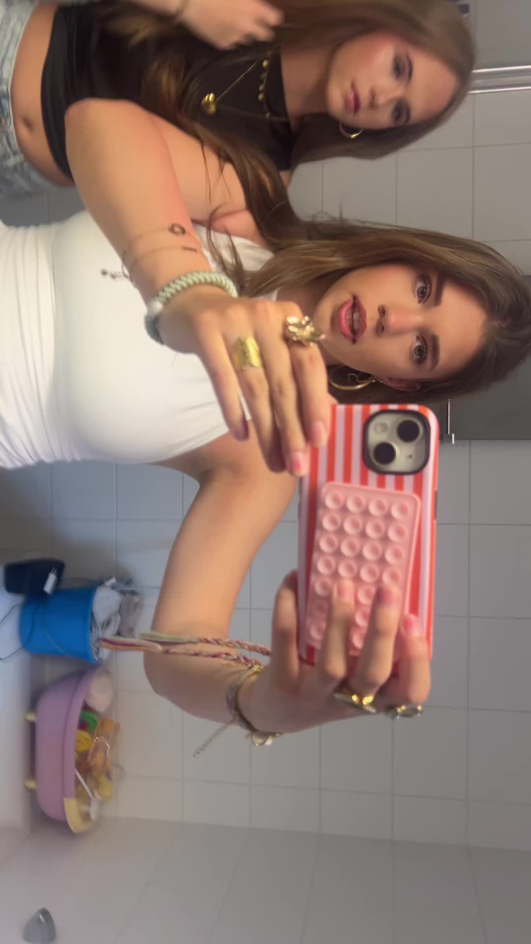 @Babezzzz🥂🥂🥂