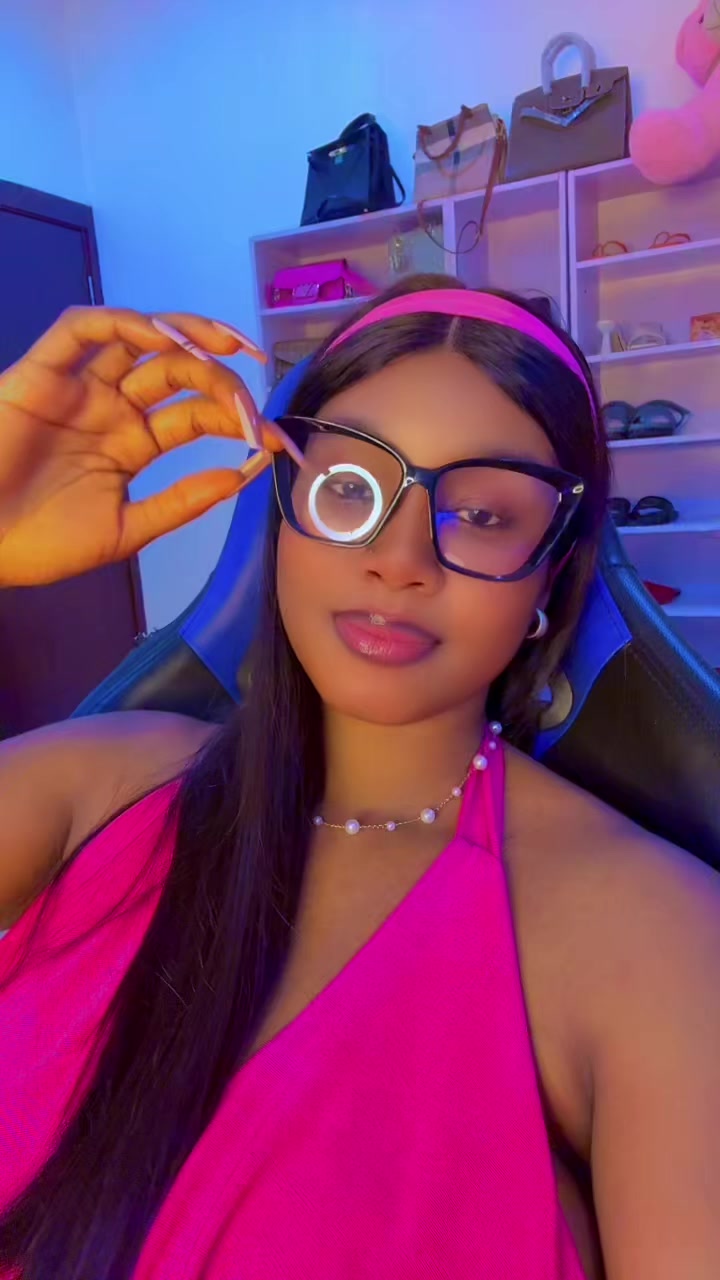 @QueenMira❤️