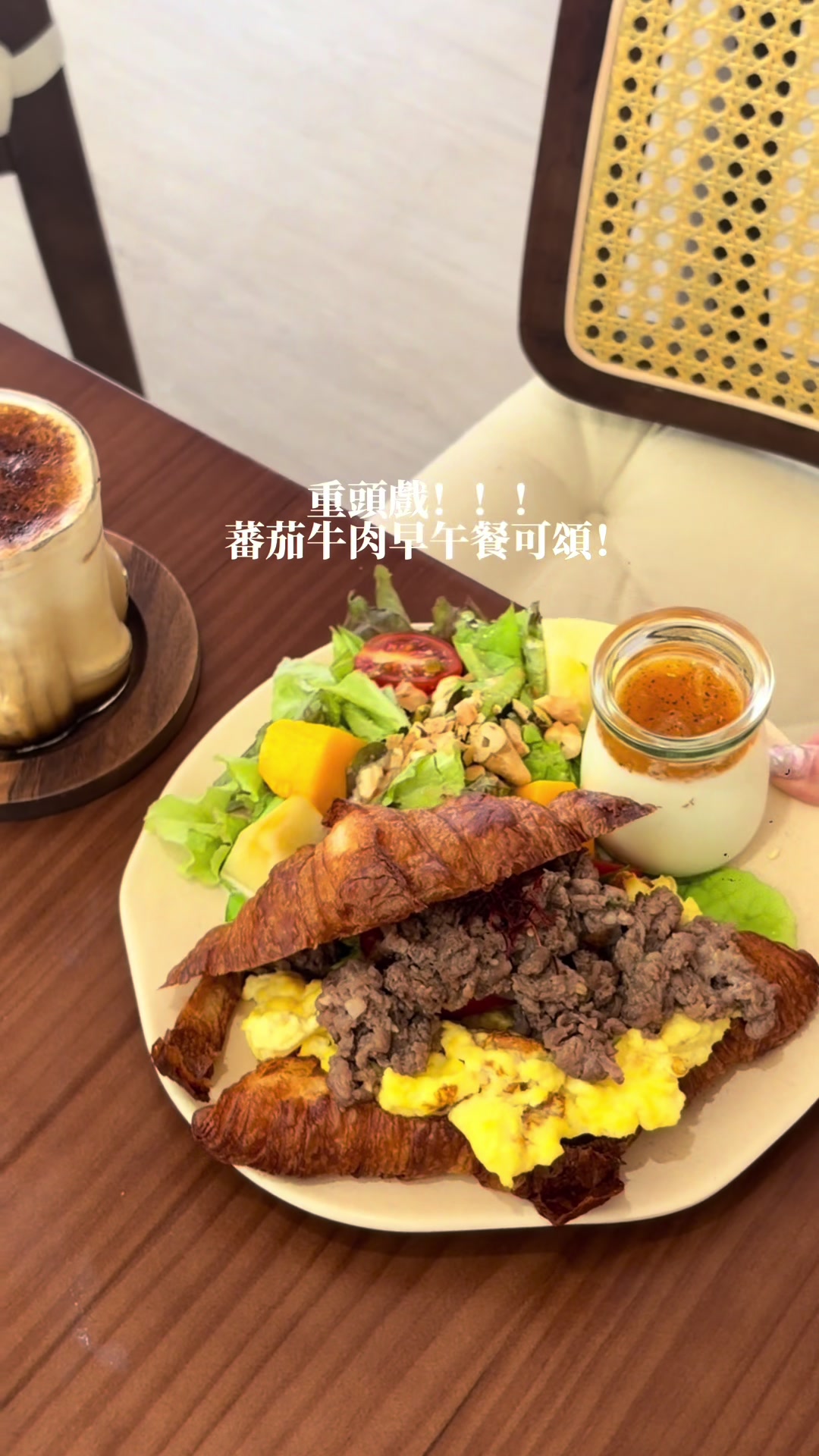 @𝙇𝙤𝙪𝙞𝙨 陸弈斯