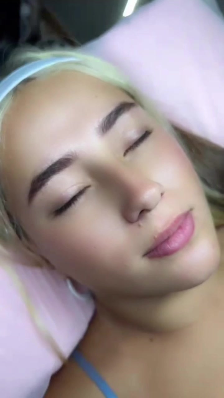 @꧁☆💋𝓥𝓐𝓛𝓔💋☆꧂