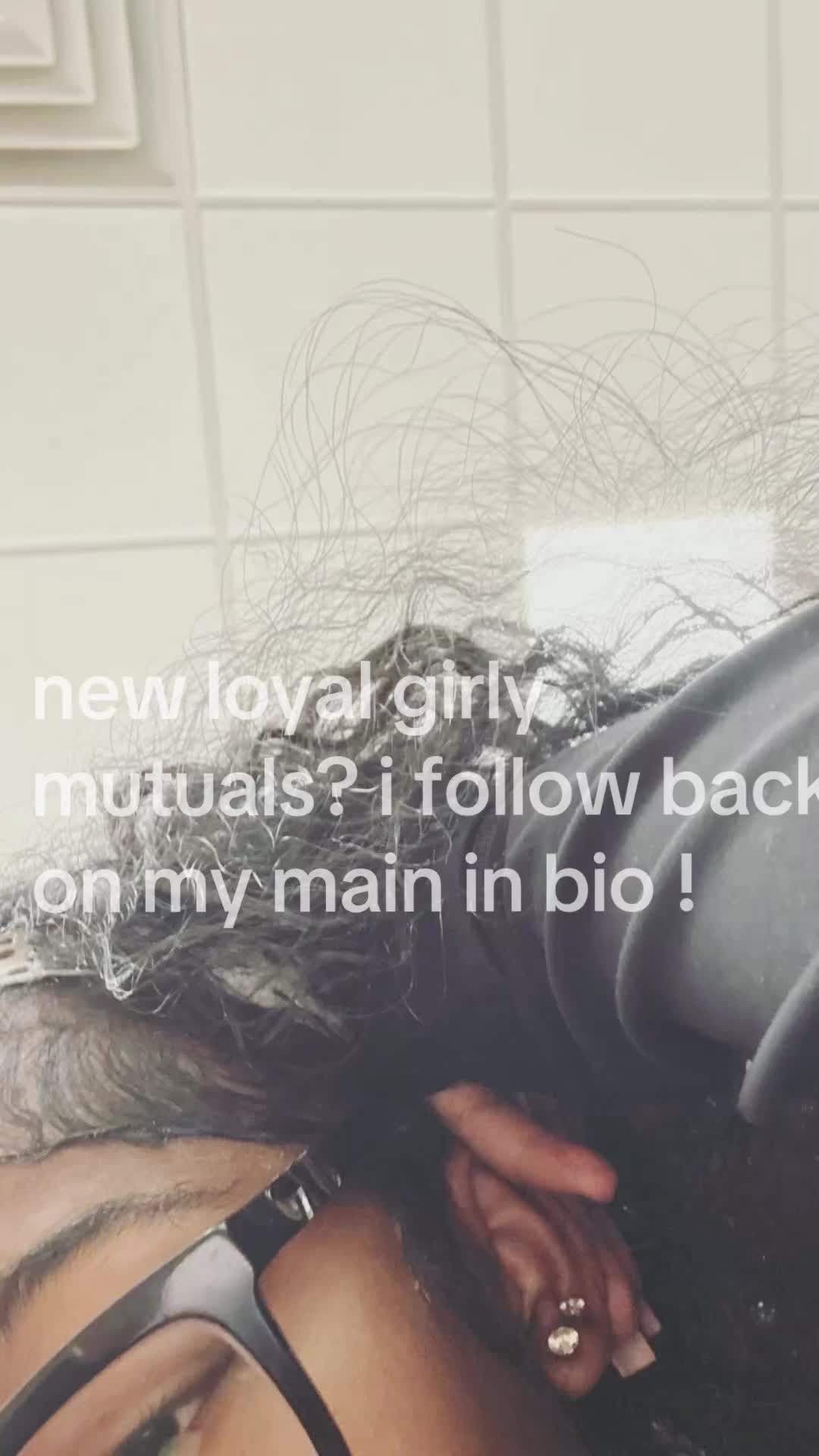 @girlmoots
