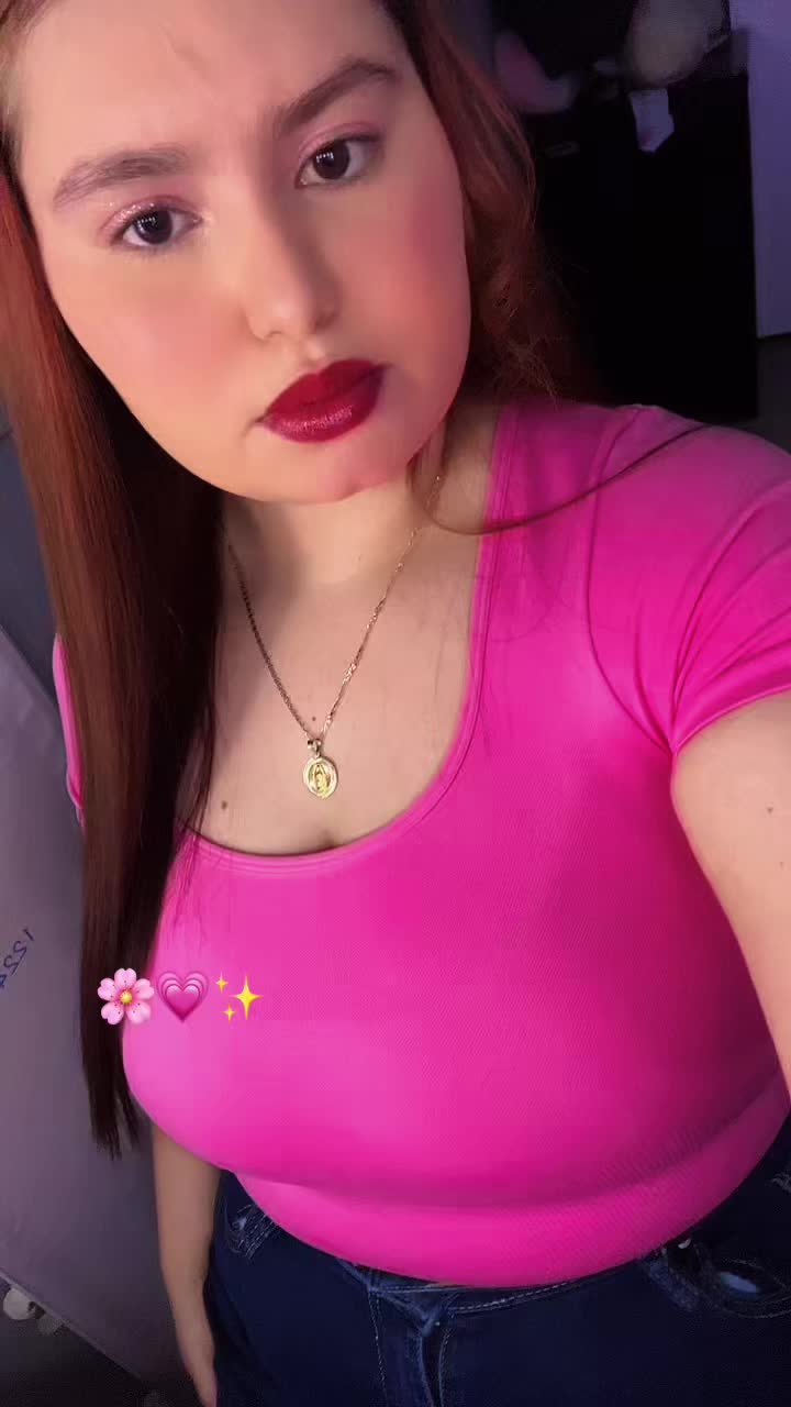 @Kari💗🍓🎀