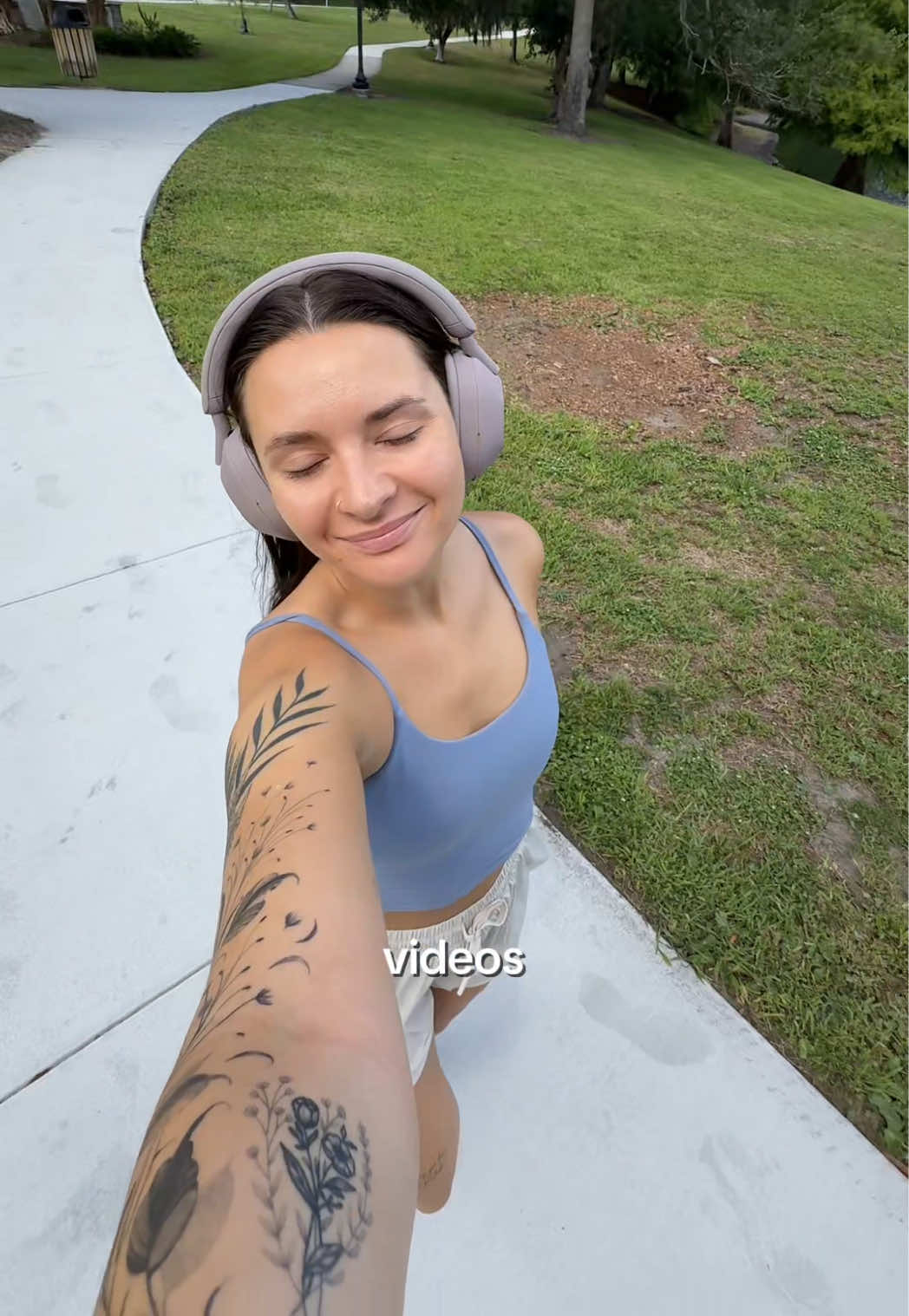 @MIKAELA🌈🪩🍒