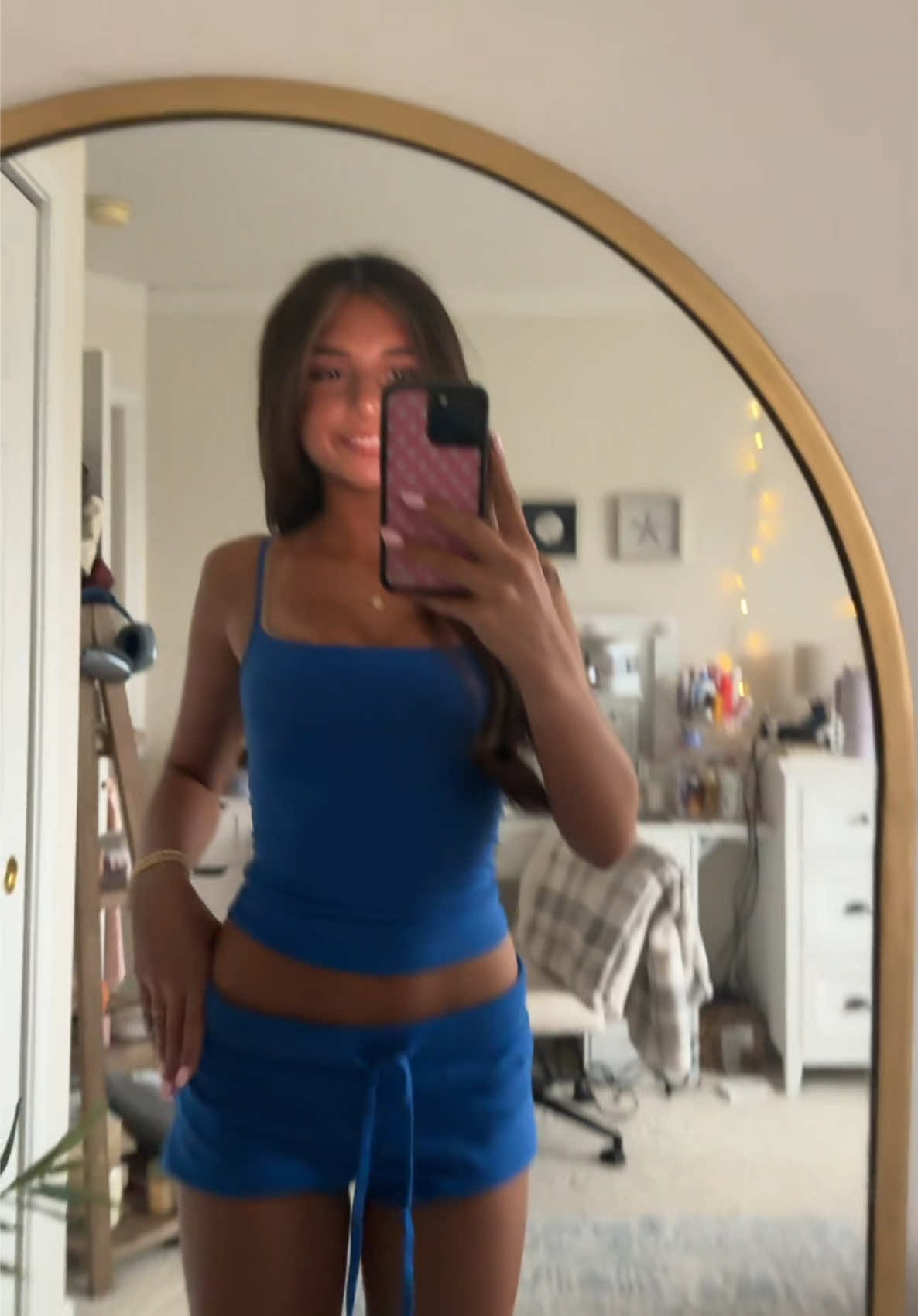 @sophia
