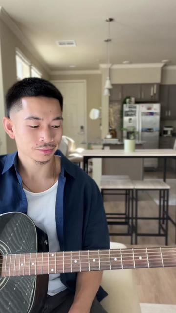 @thesimplestringz