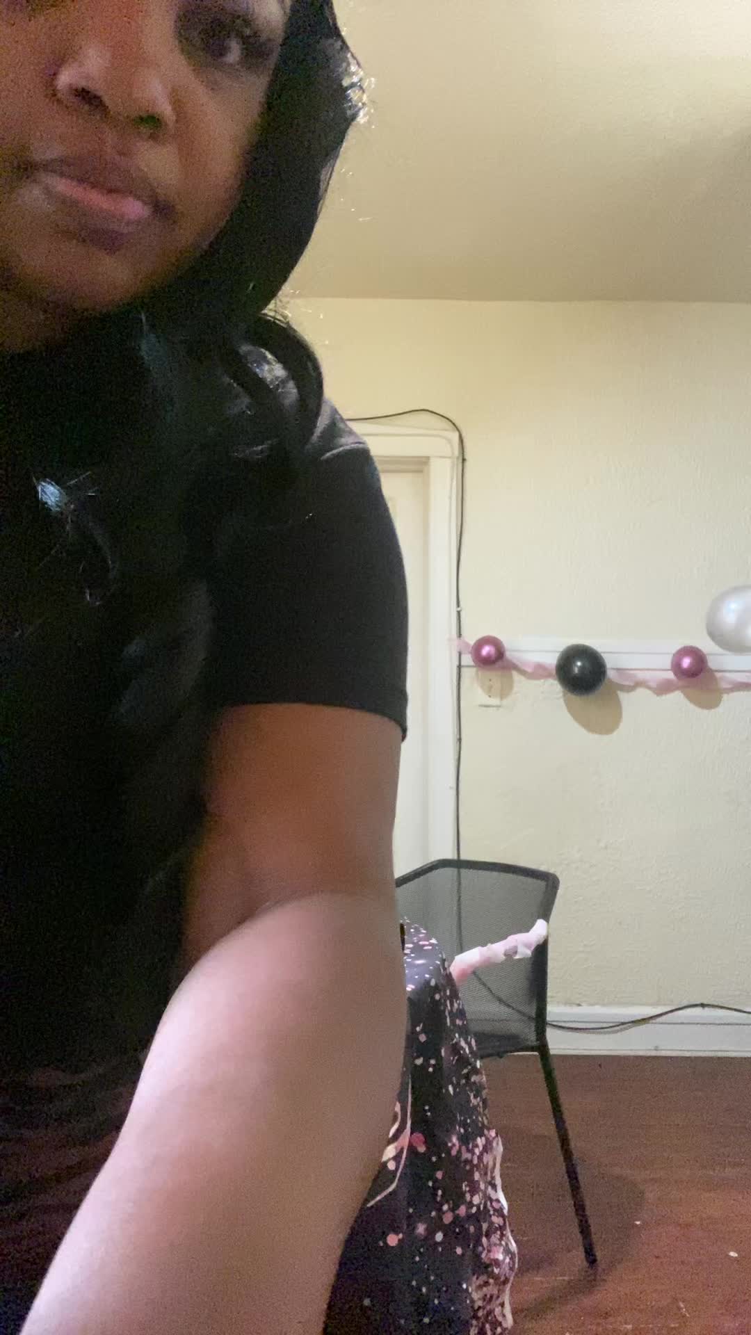 @TheeShanaeMarie