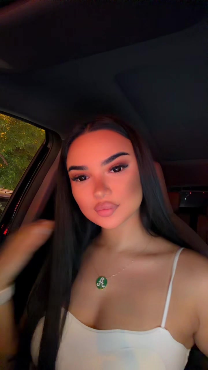 @𝓐𝓻𝔃𝓾𝓼𝓱🤍
