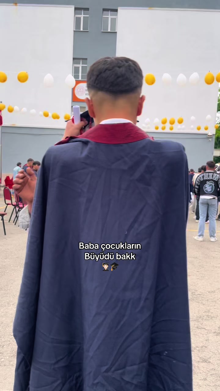 @ᴍ/ᴋ