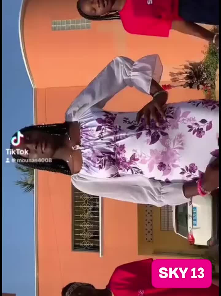 @SKY Girls S&eacute;n&eacute;gal