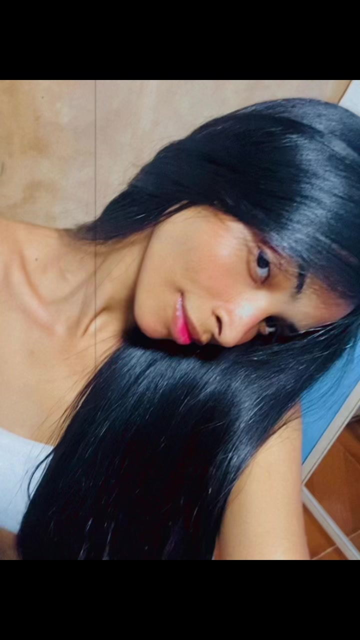 @Vit&oacute;ria 🖤