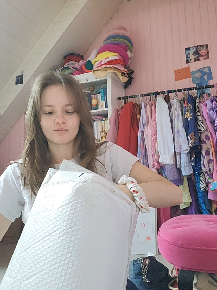 @Chlo ✨️