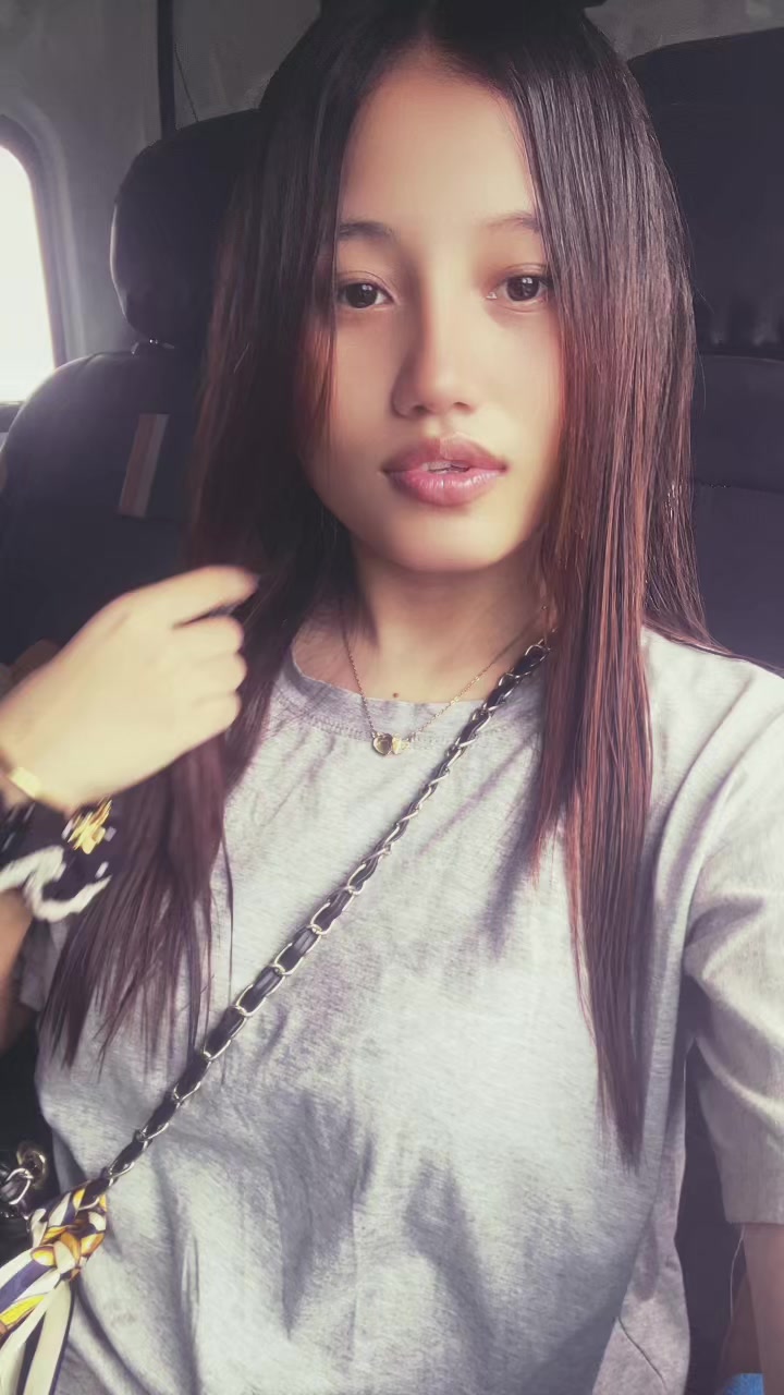 @Sanjana🫶