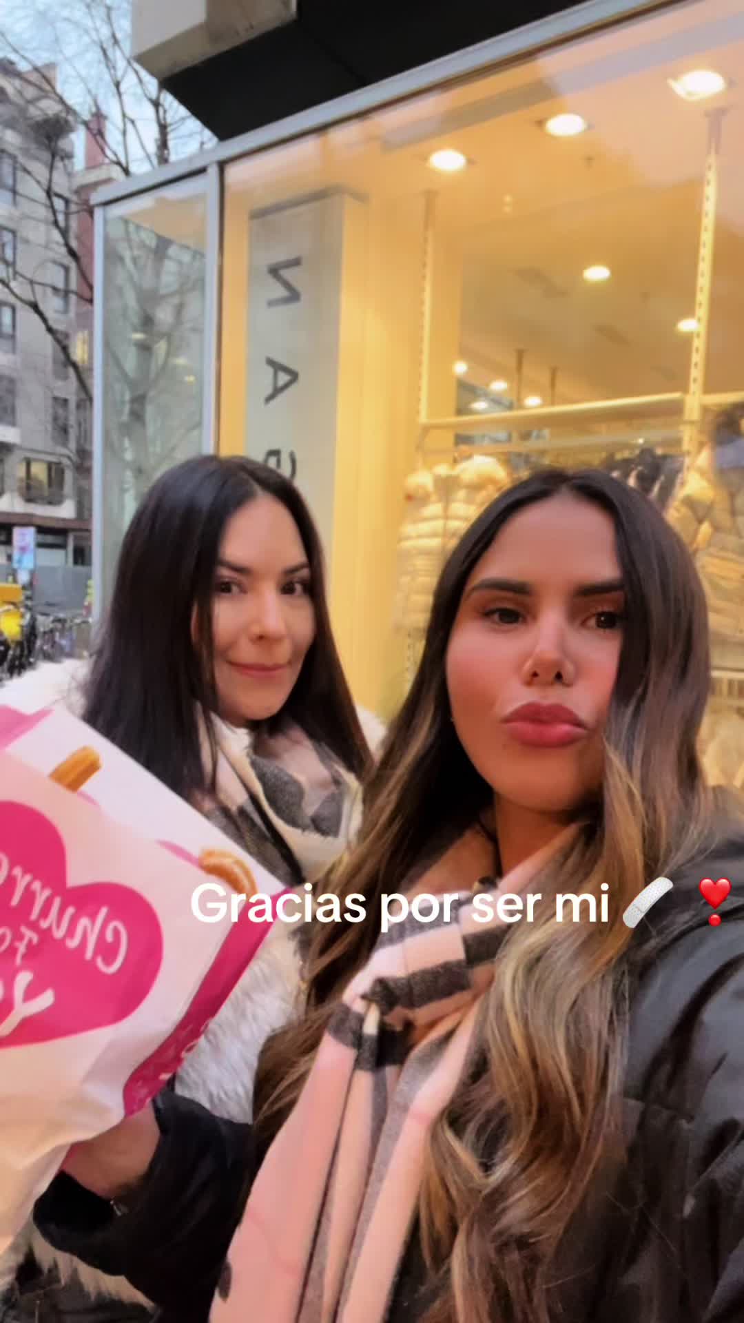 @🐻