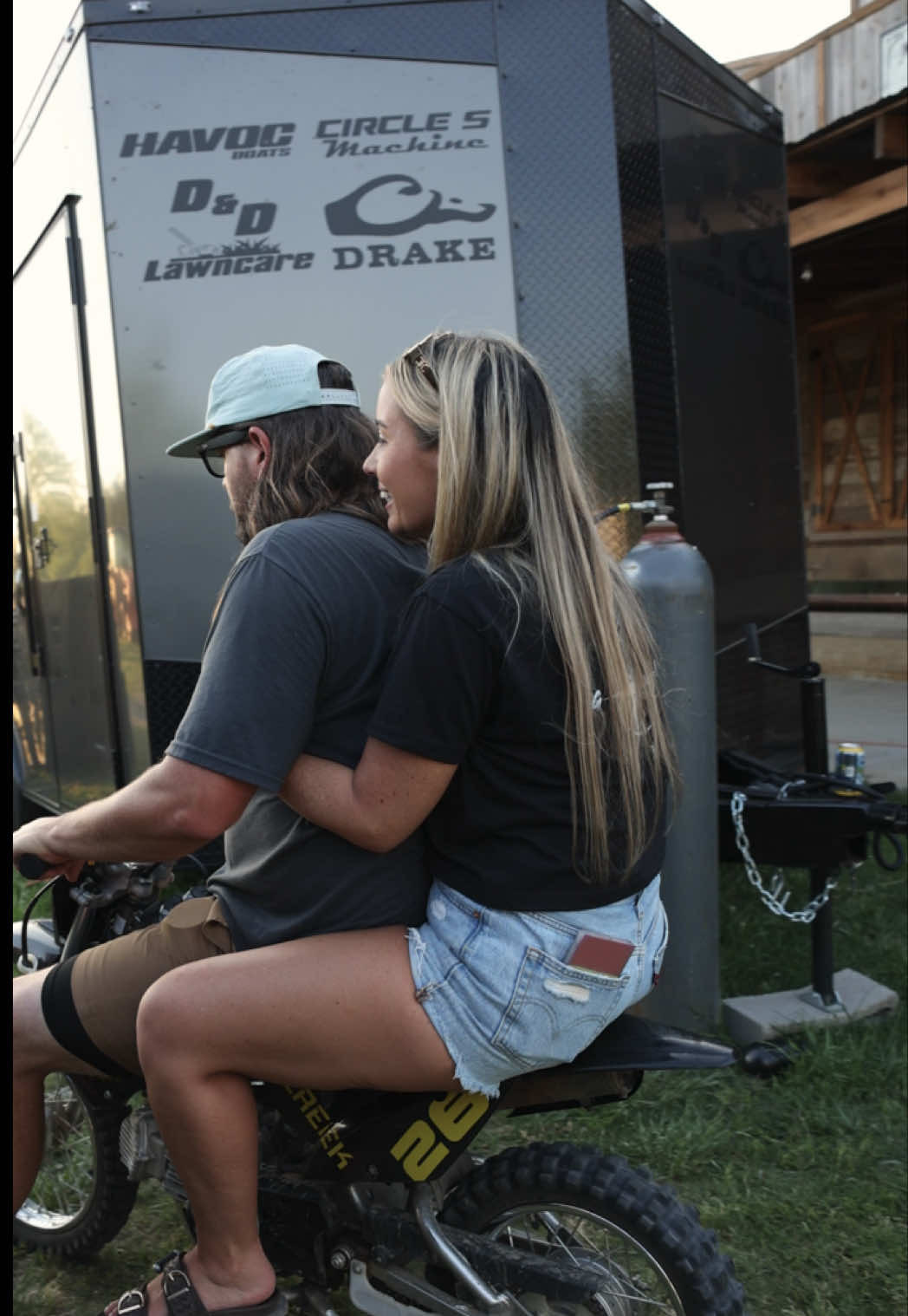 @Rowdy_Creek