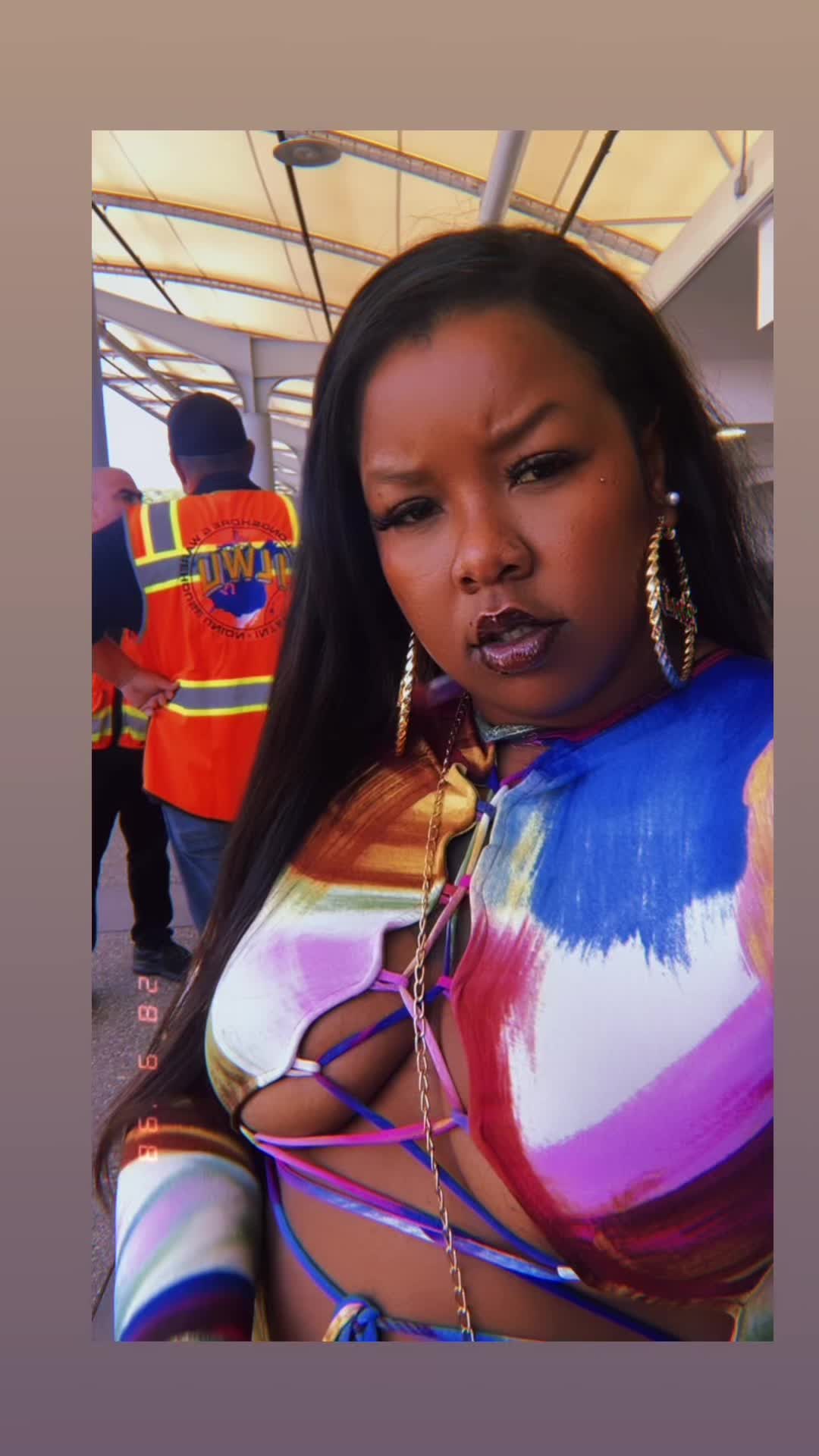 @Pocaaaa .