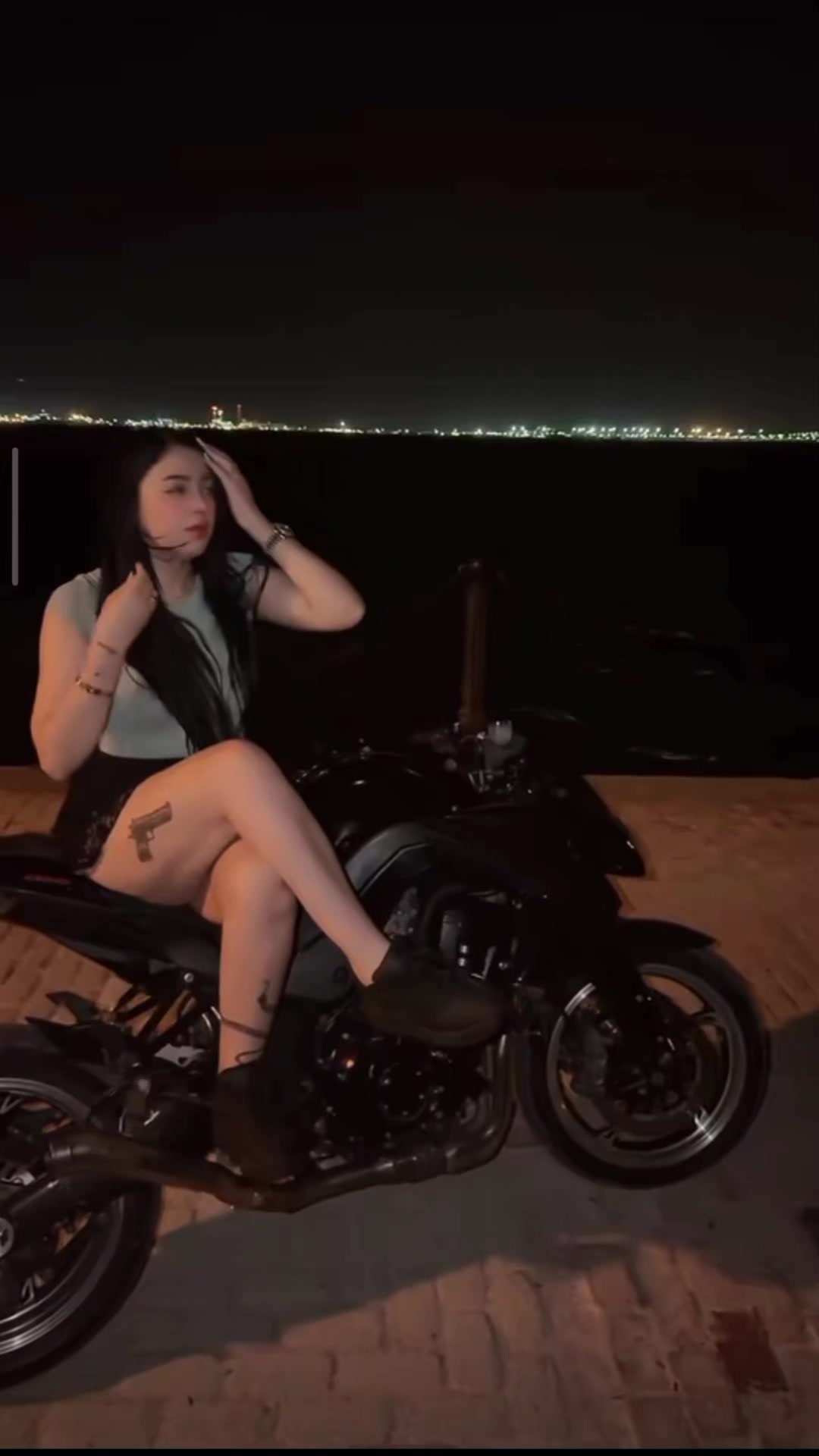 @بنت الحاج🤑👑