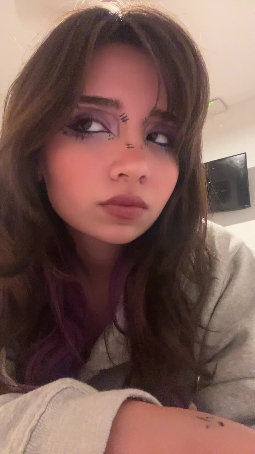@Rebe⋆ᖭི༏ᖫྀ⋆