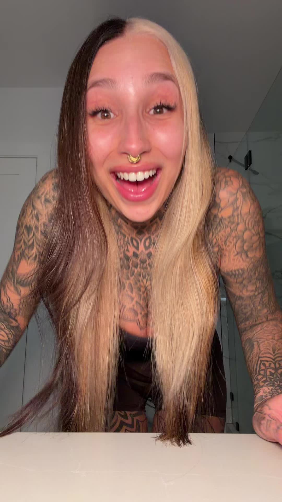 @Split_tongue_bri