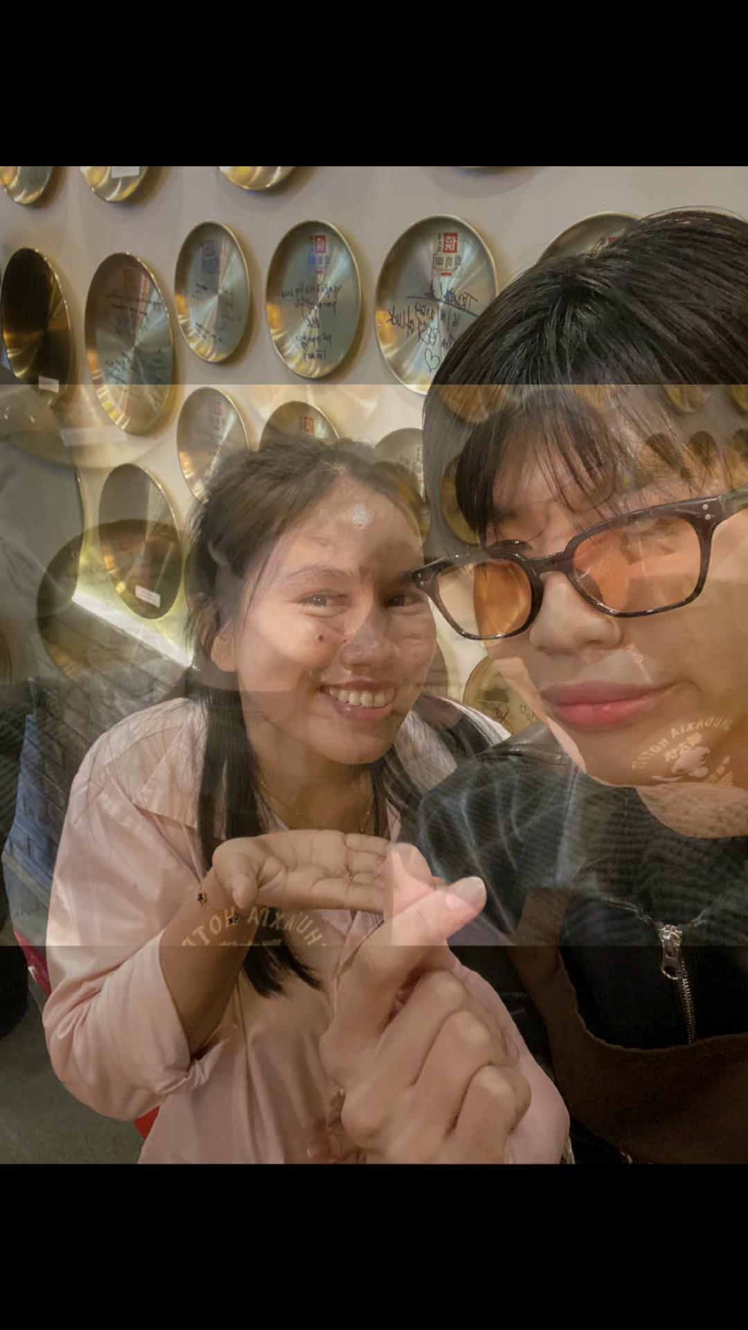 @ថារី
