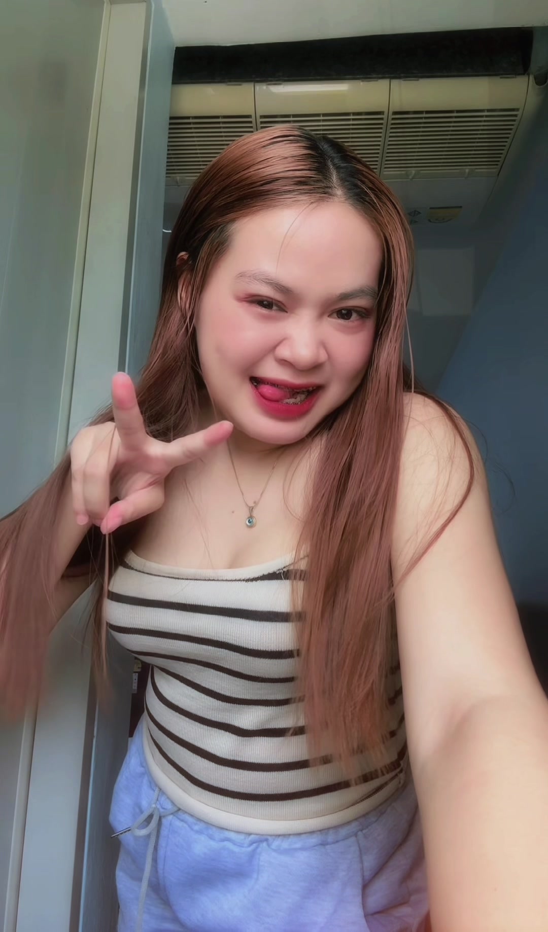 @พลอย