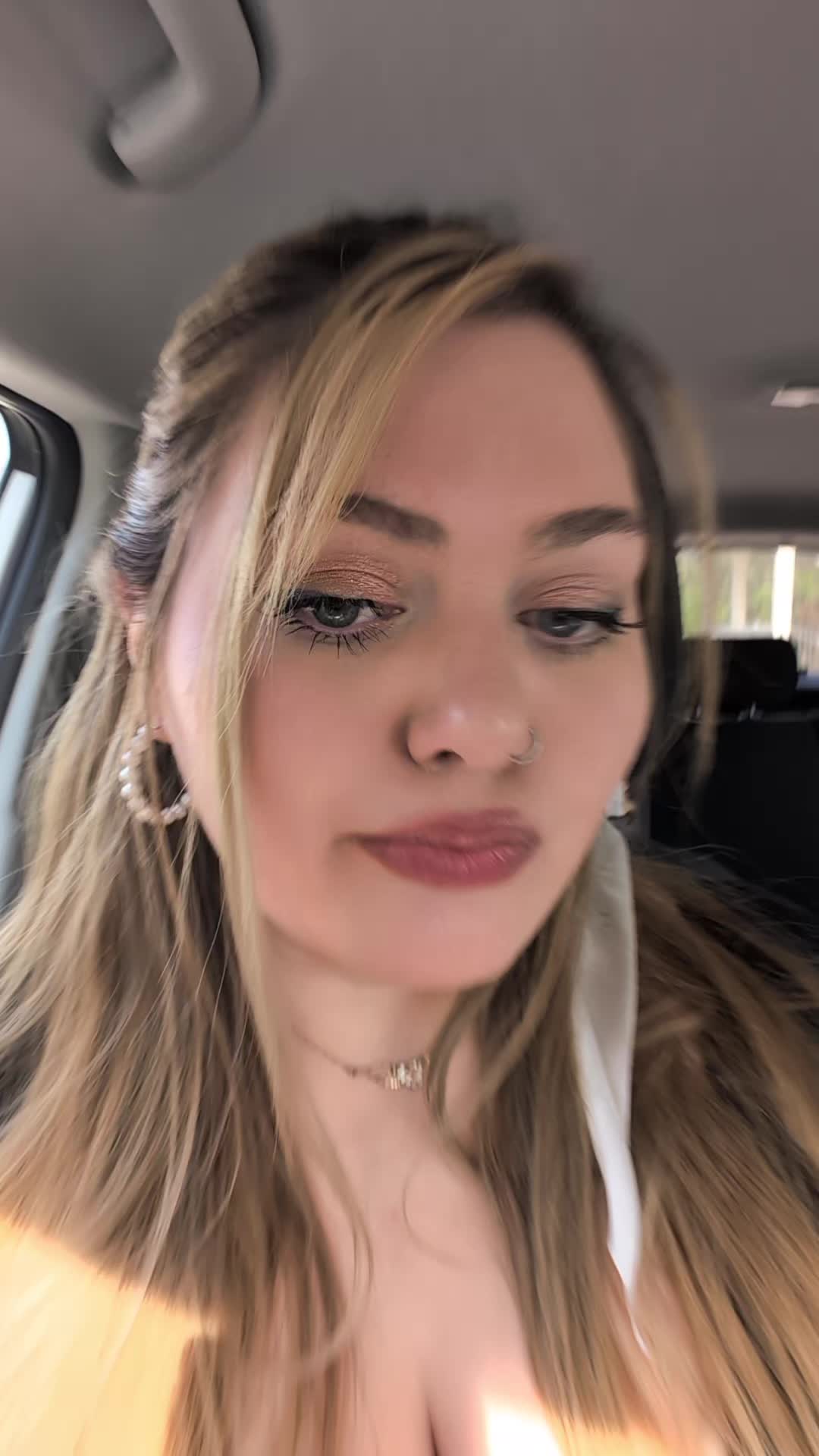 @burritolivia