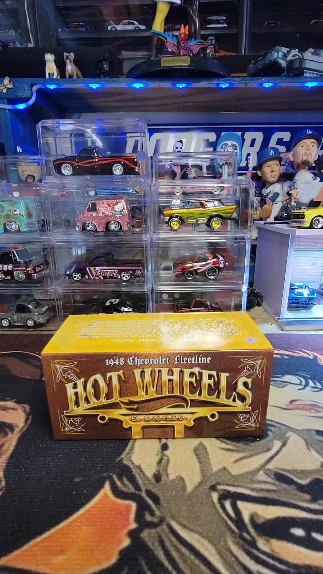 @ELMOFLESCUSTOMSHOP