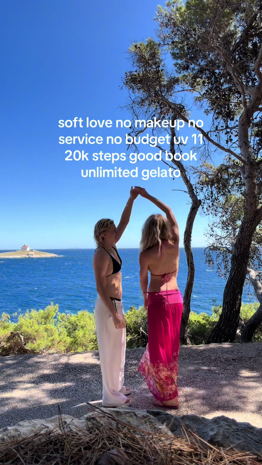 @tallblondefemme