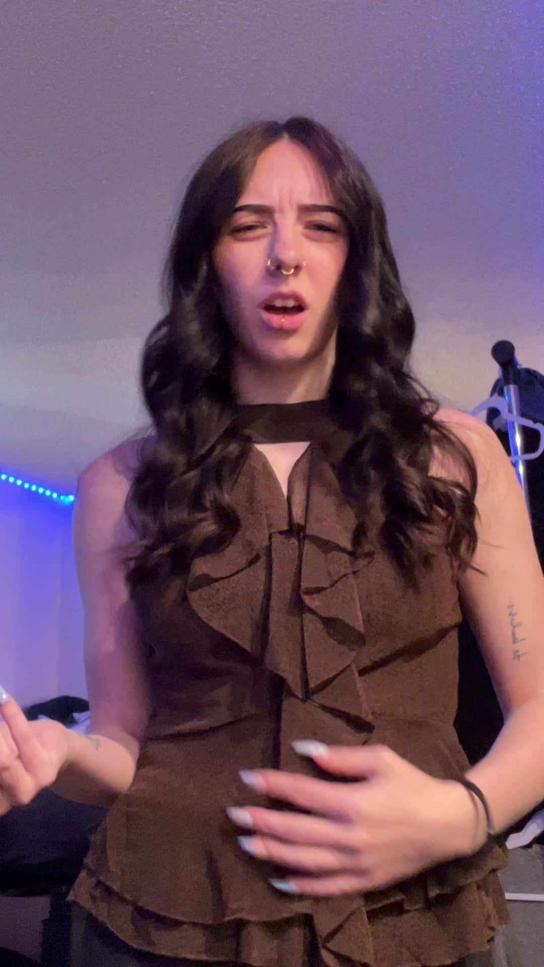 @makaylarenee18