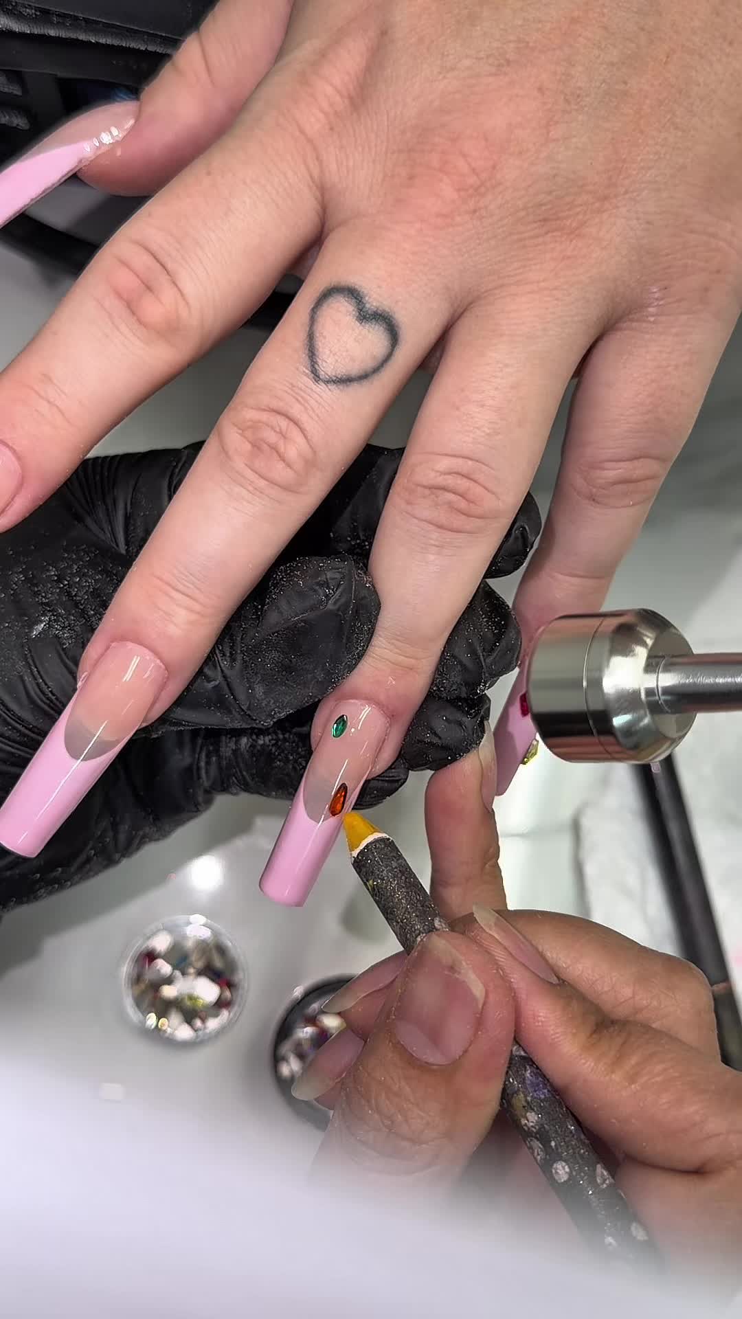 @Riya's Nails