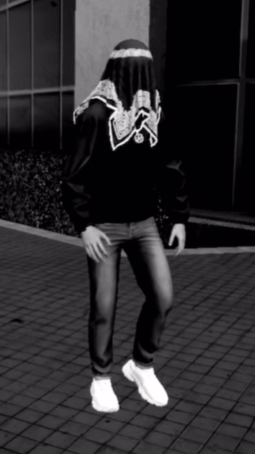 @MGZLil rue on the video