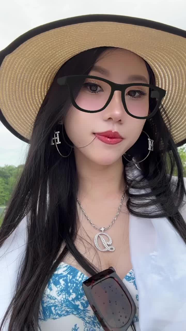 @sarah_zuzy