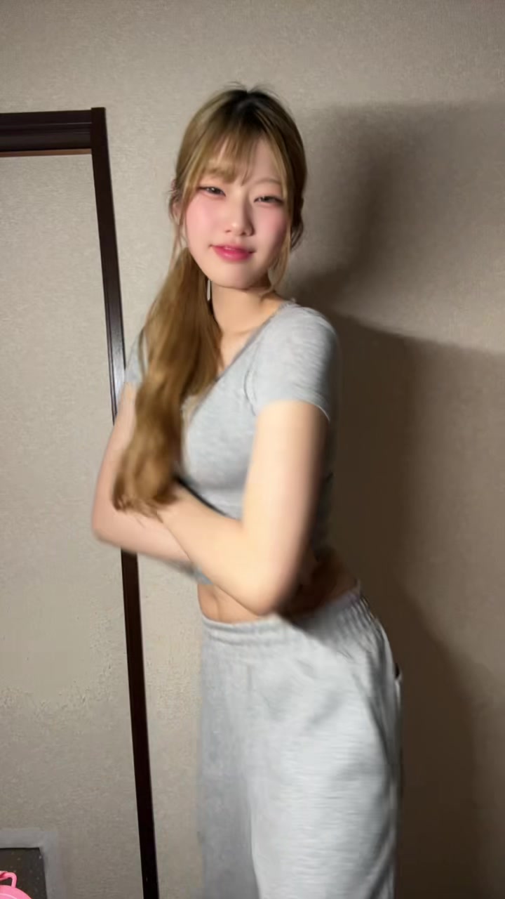 @にぱ(ᐢ⸝⸝˙Ⱉ˙⸝⸝ᐢ)