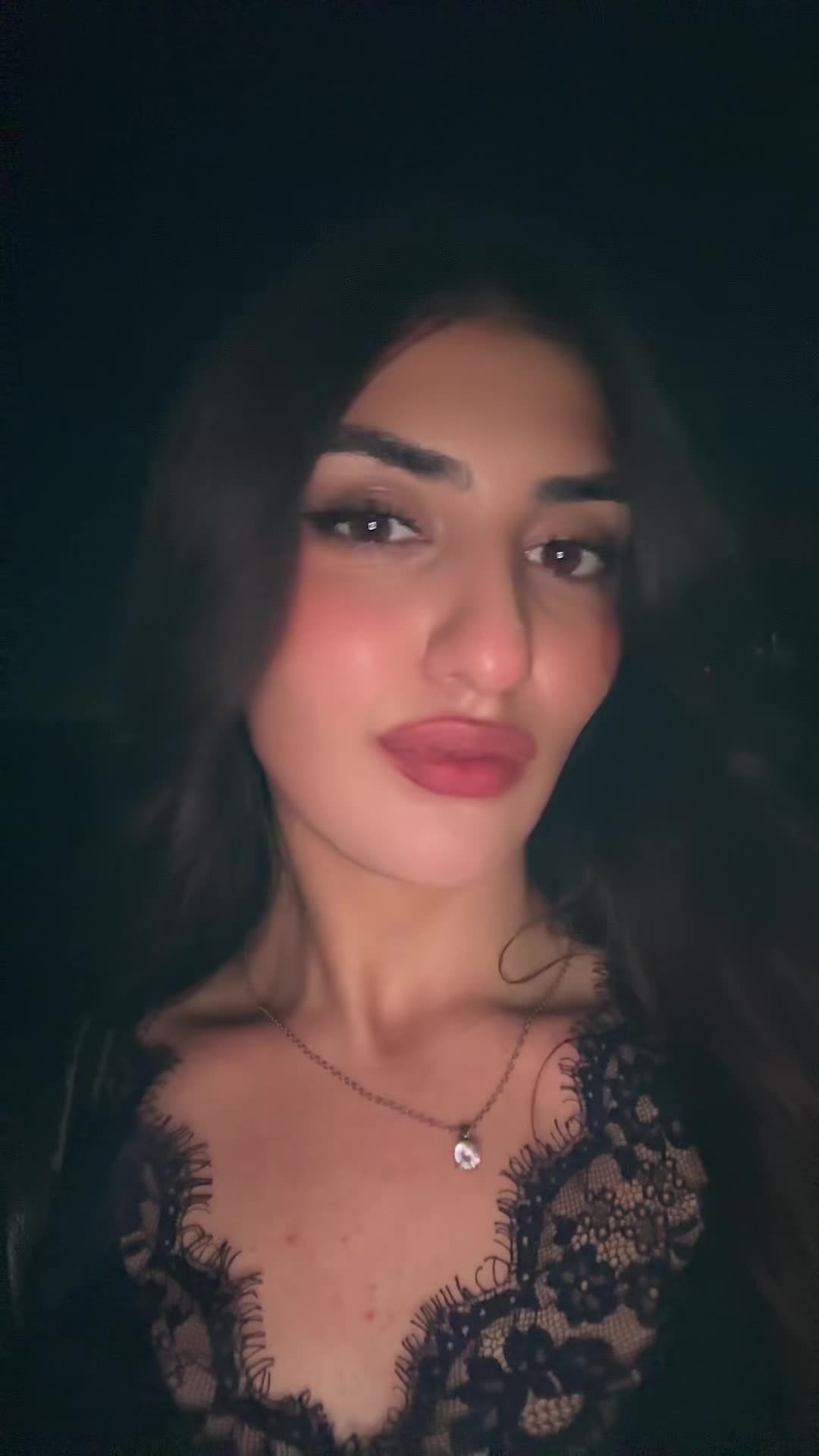 @foxaniel