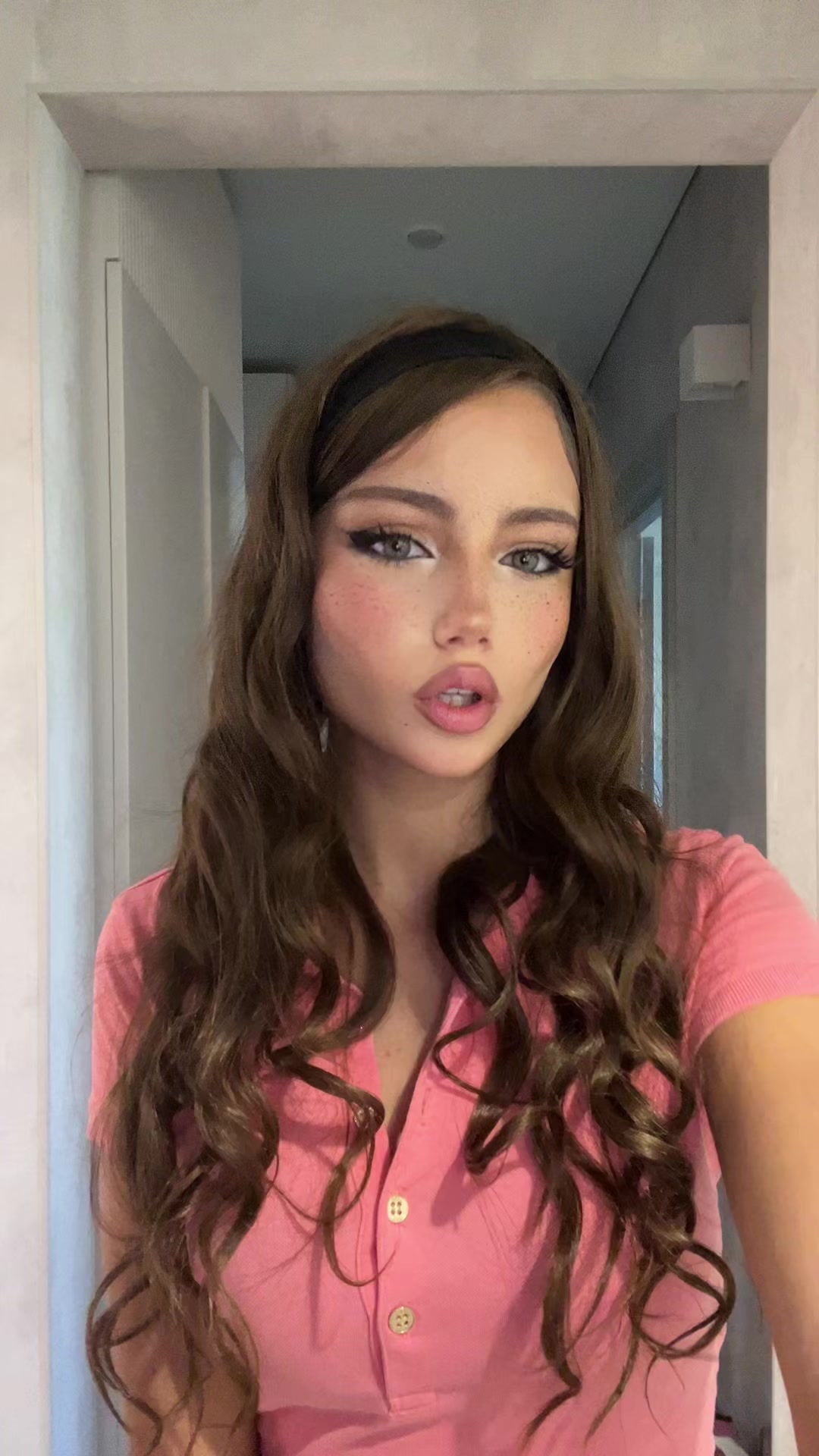 @arishka1_11
