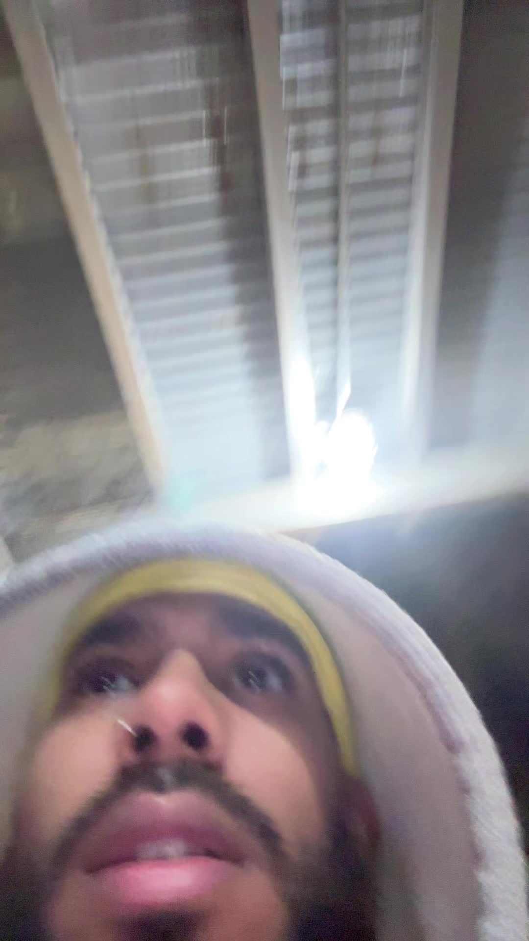@JohnnyWavee