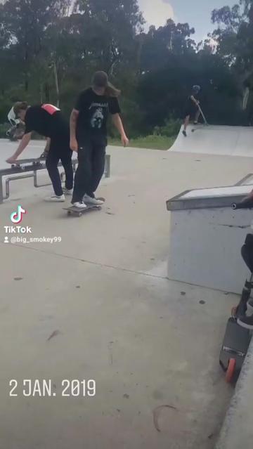 @Big$mokey🛹