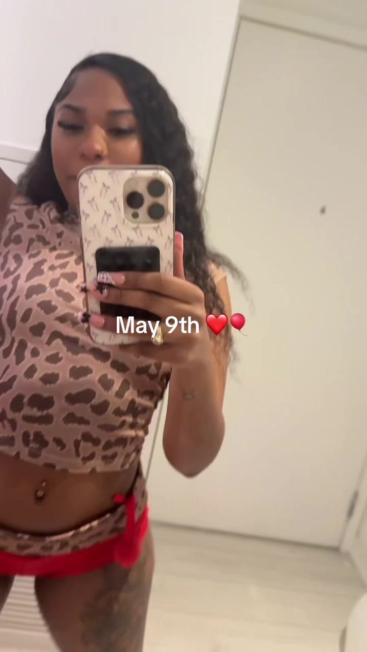 @BIGGEST BOW🌟