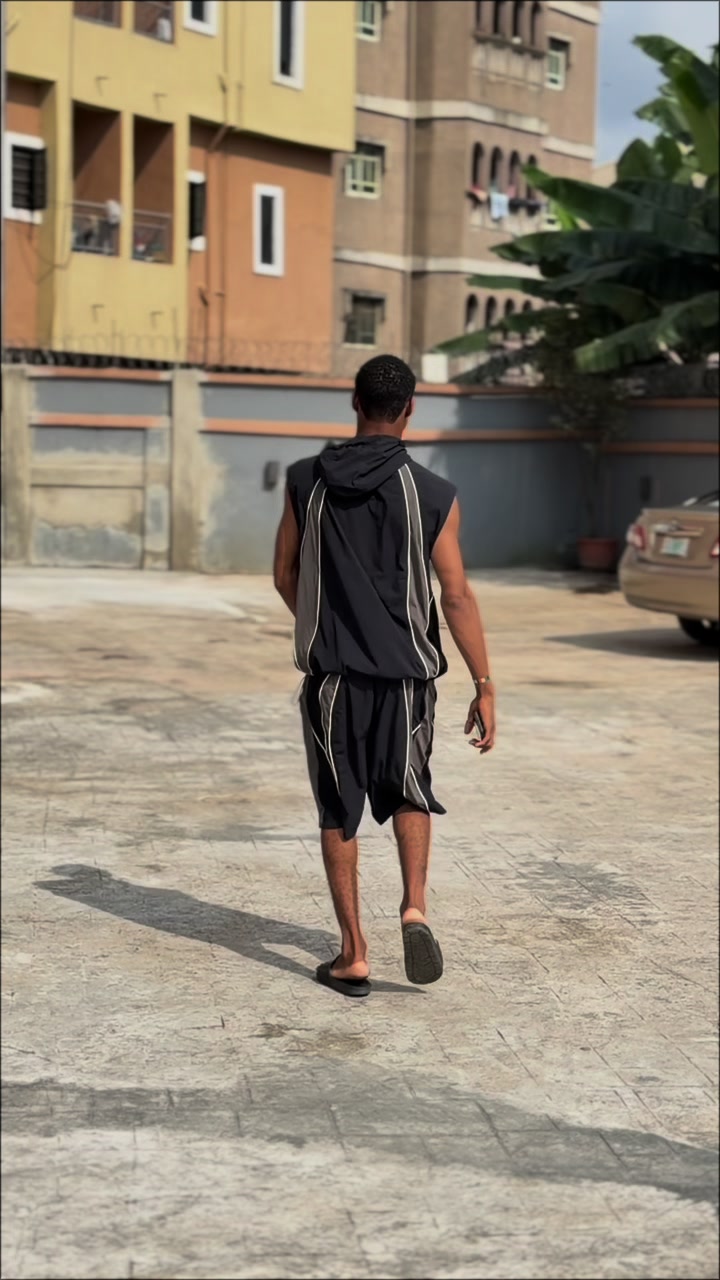 @HAPPINESS 🔥✝️
