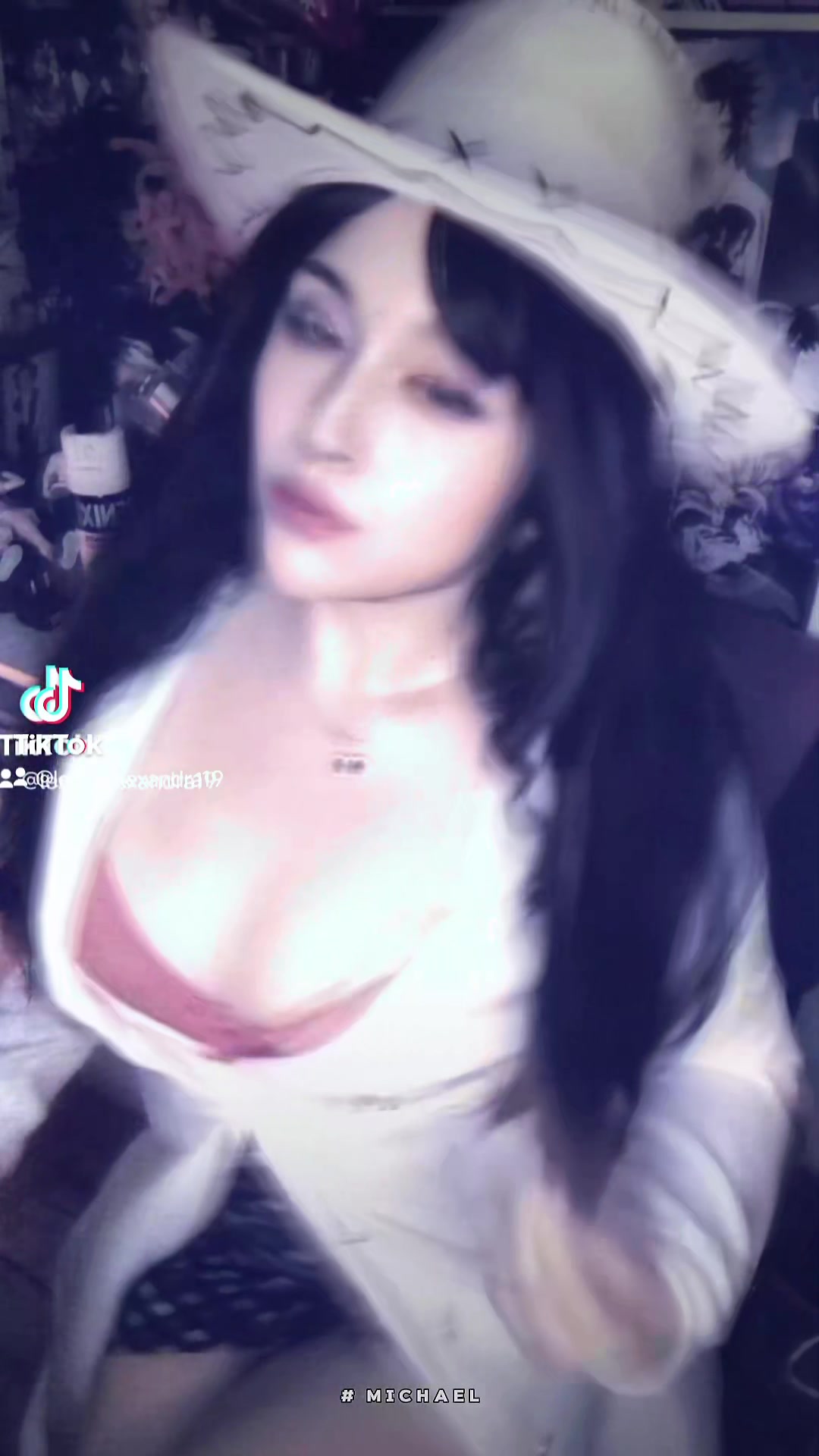 @ALEXANDRAMAOMAOCHAN19
