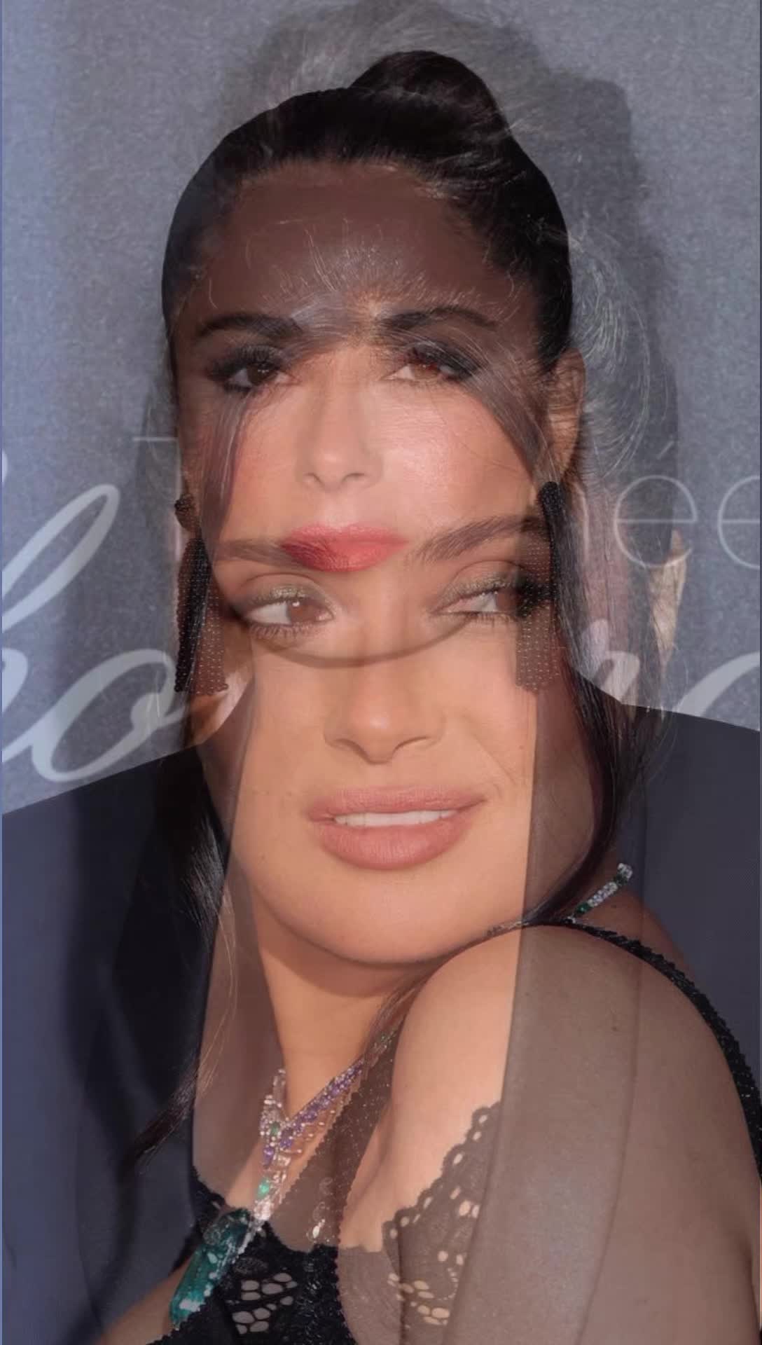@Salma Hayek pinault