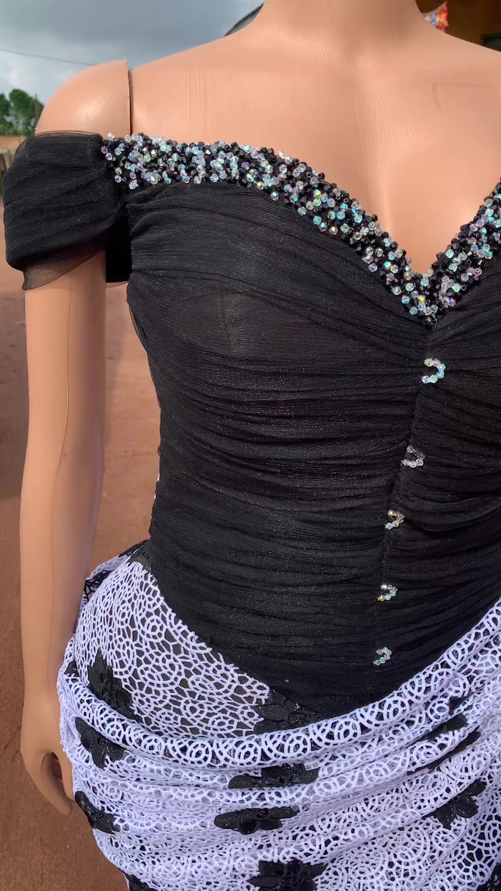 @omonstitches08