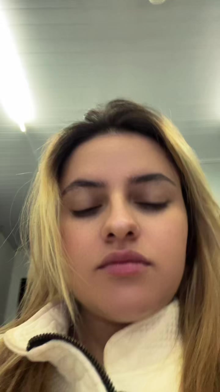 @Amanda Milena
