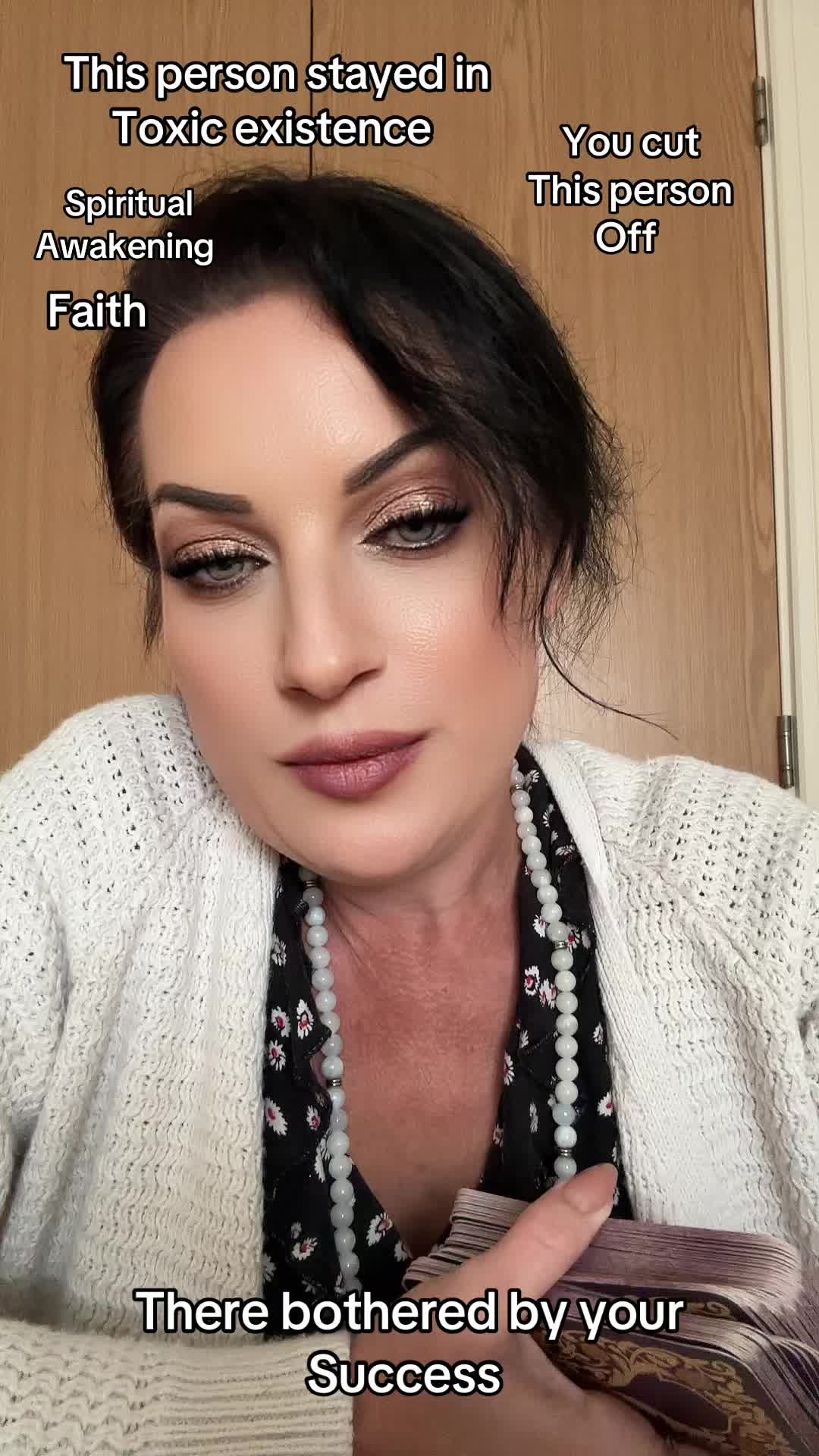 @Mysticvera🔮