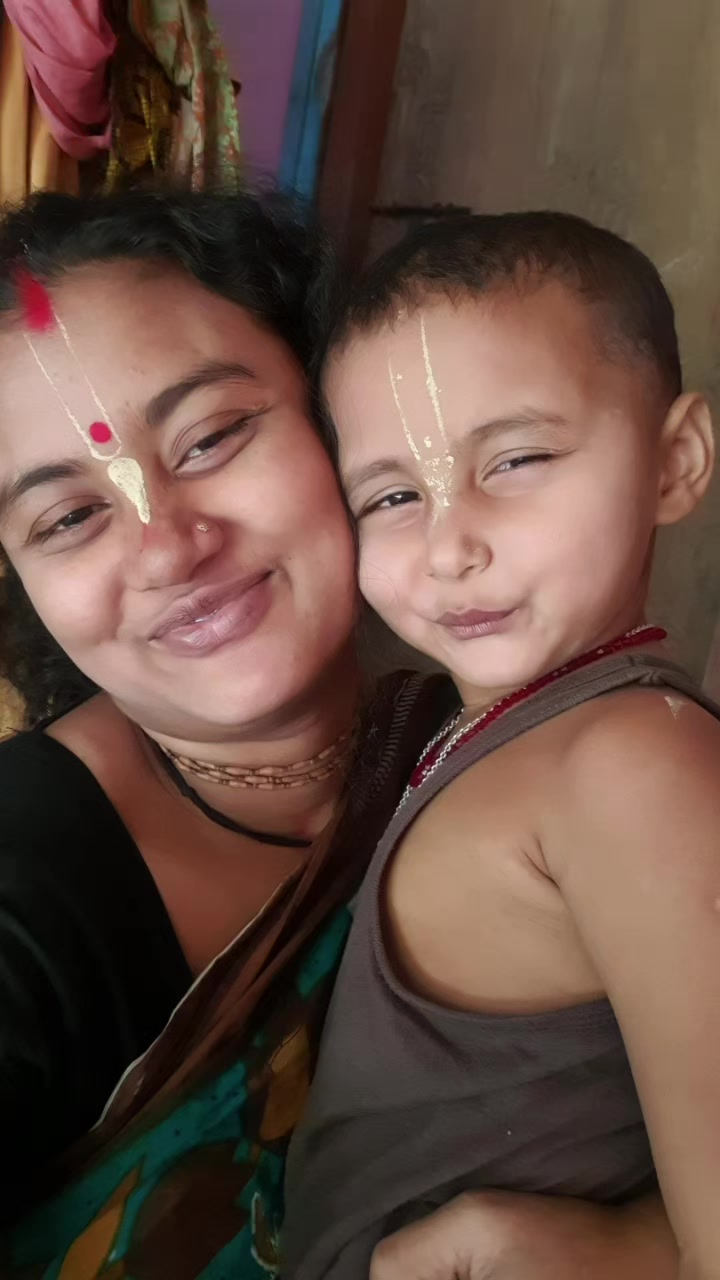 @Priya Roy Priya Roy