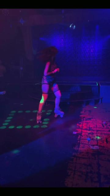 @Jada - Roller Dance Burlesque