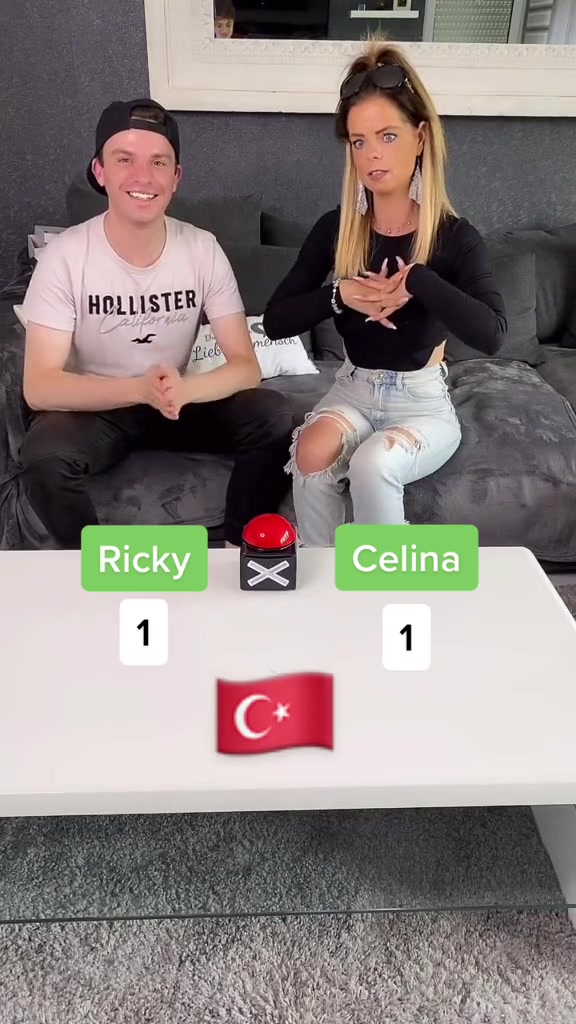 @Ricky_Rhino