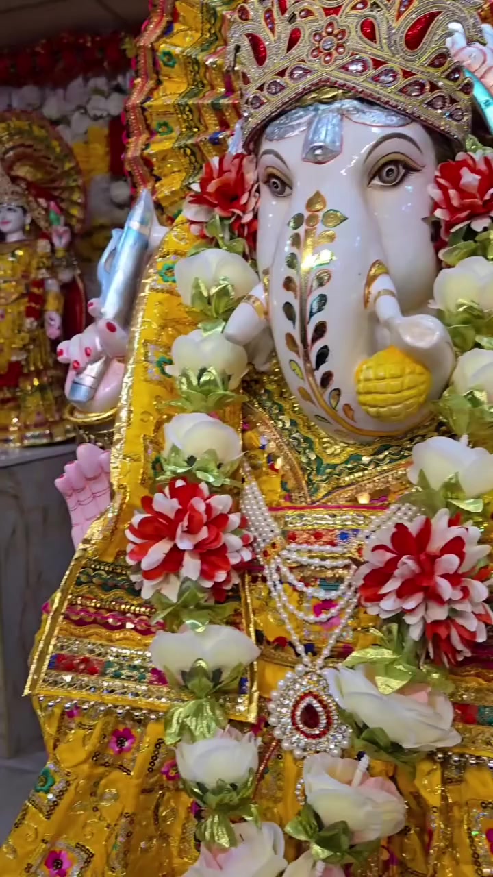 @Shri Radha Krishna Mandir